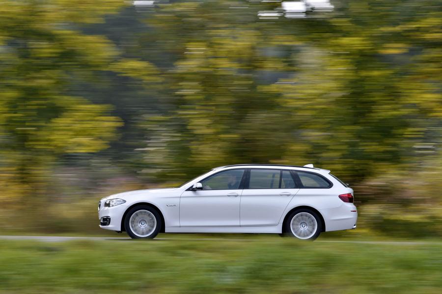  BMW 520d Touring 2014 года  (фото 23 из 46)